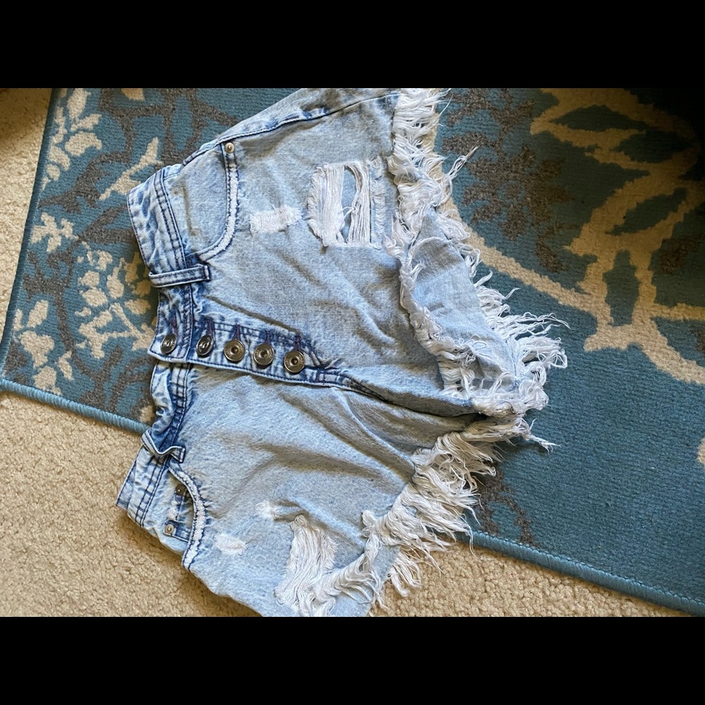 White washed Distressed jean shorts
